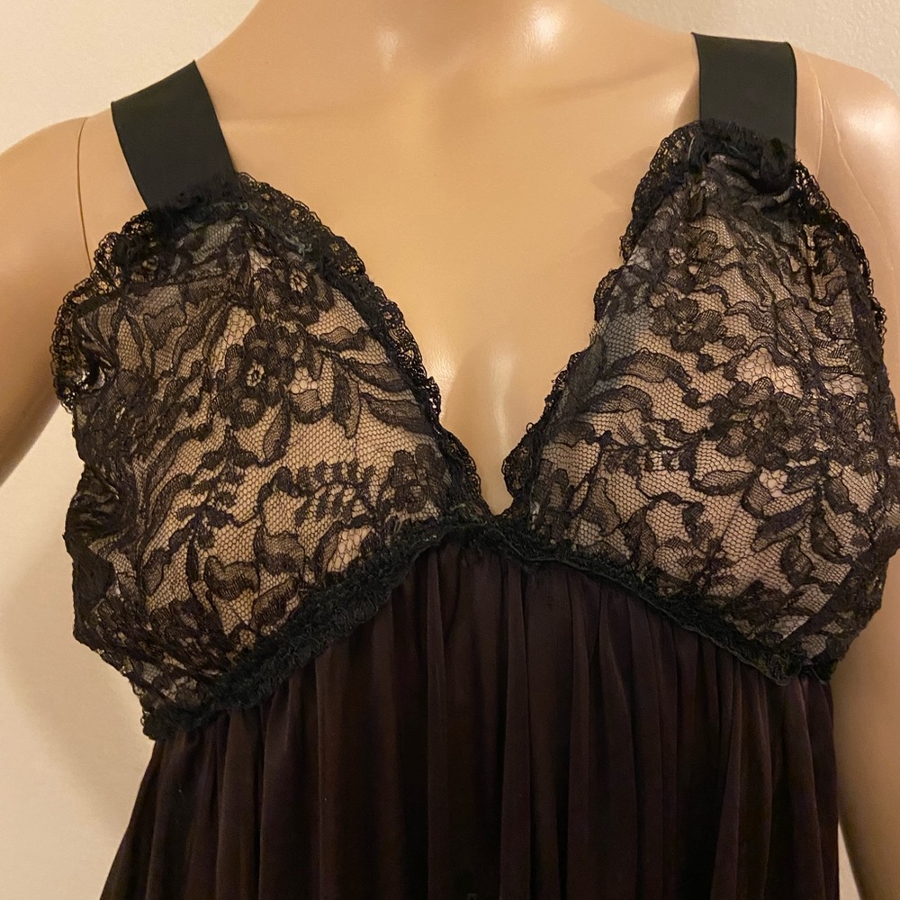 Vintage black lace nightgown - Picture 4 of 7